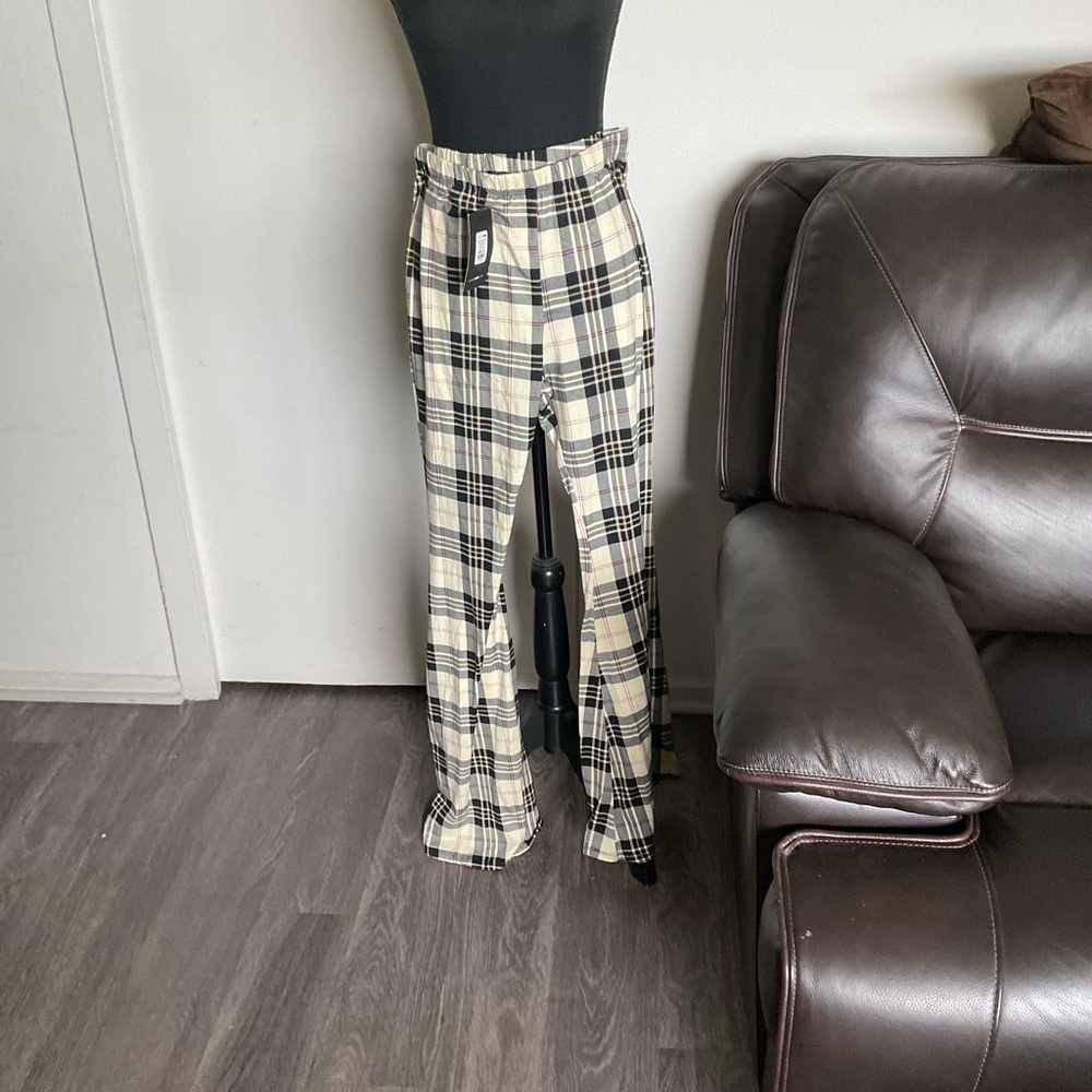 NWT Fashion Nova Plaid High-Waisted Pants – Size XL
